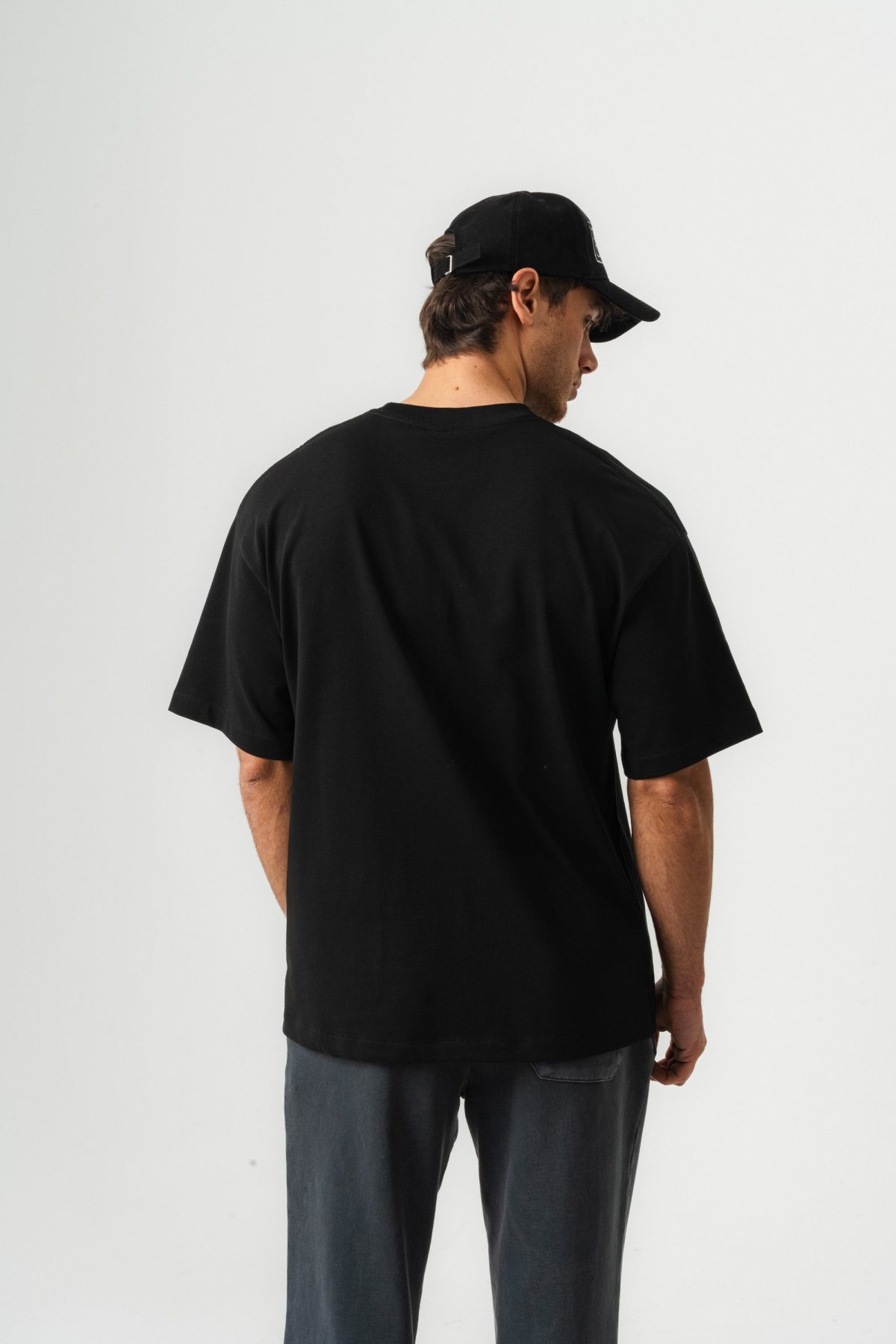 BORZ Oversize Kalıp Basic T-shirt - Siyah — Siyah (4)