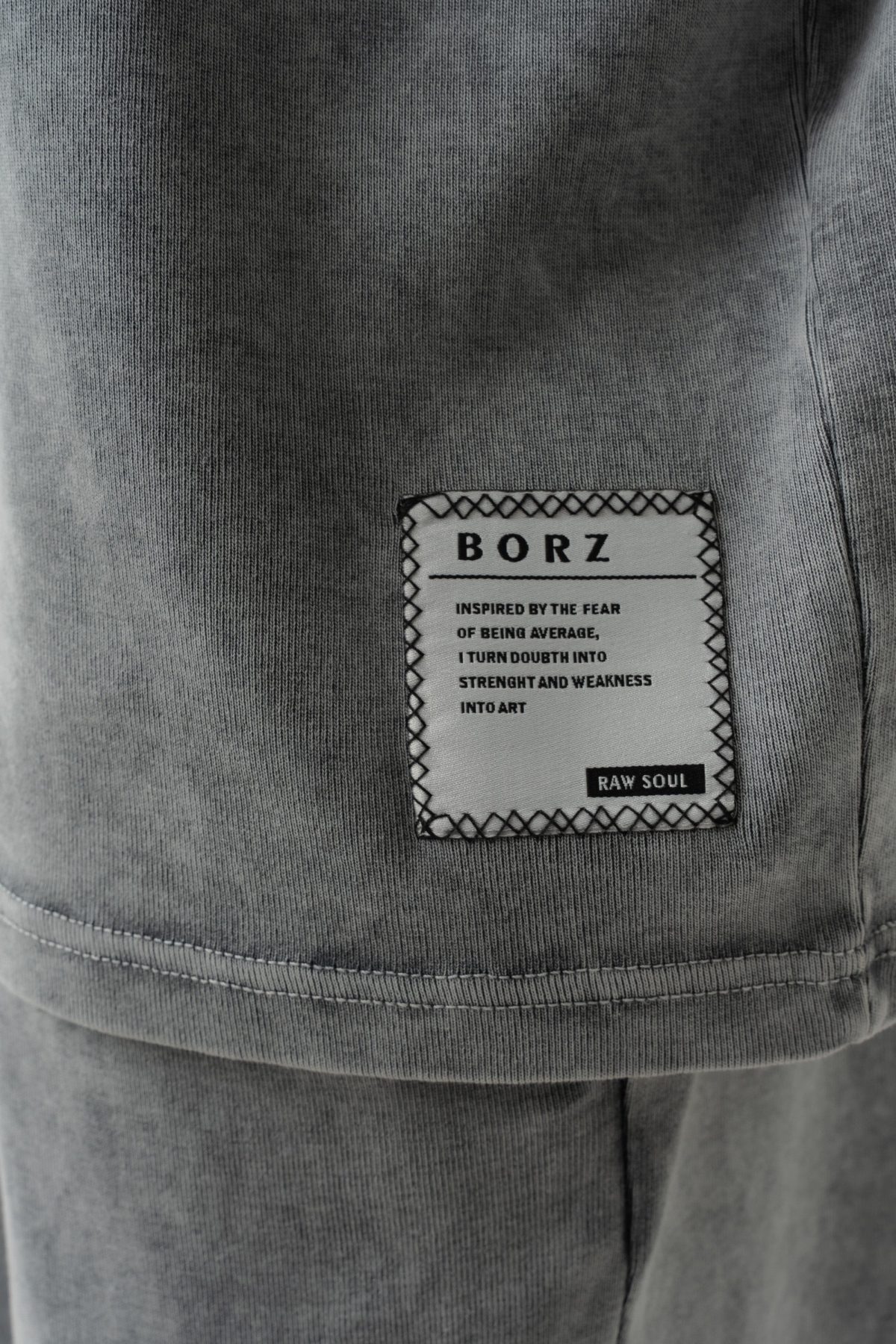 BORZ Soluk Efektli Oversize Kalıp T-shirt ve Şort Takımı — Gri (6)