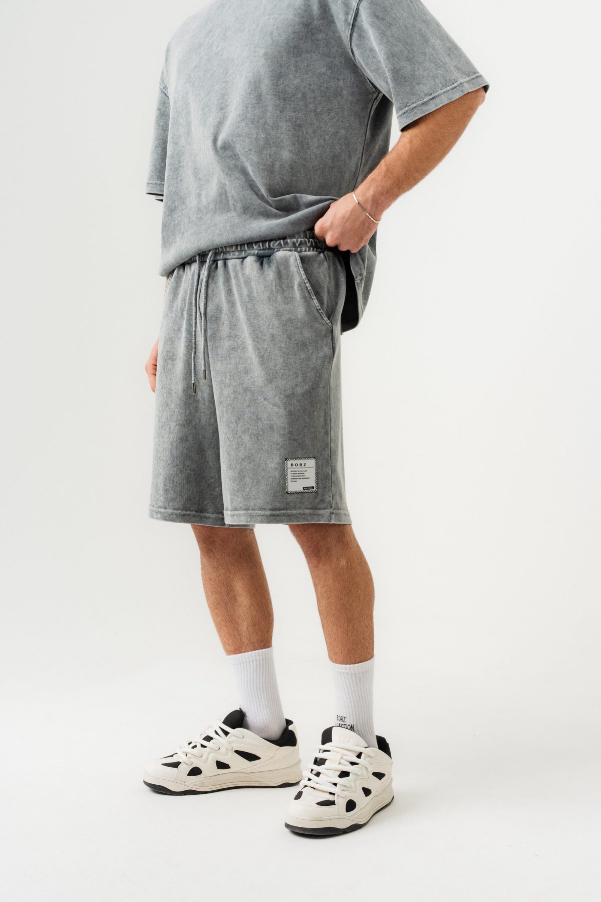 BORZ Soluk Efektli Oversize Kalıp T-shirt ve Şort Takımı — Gri (7)