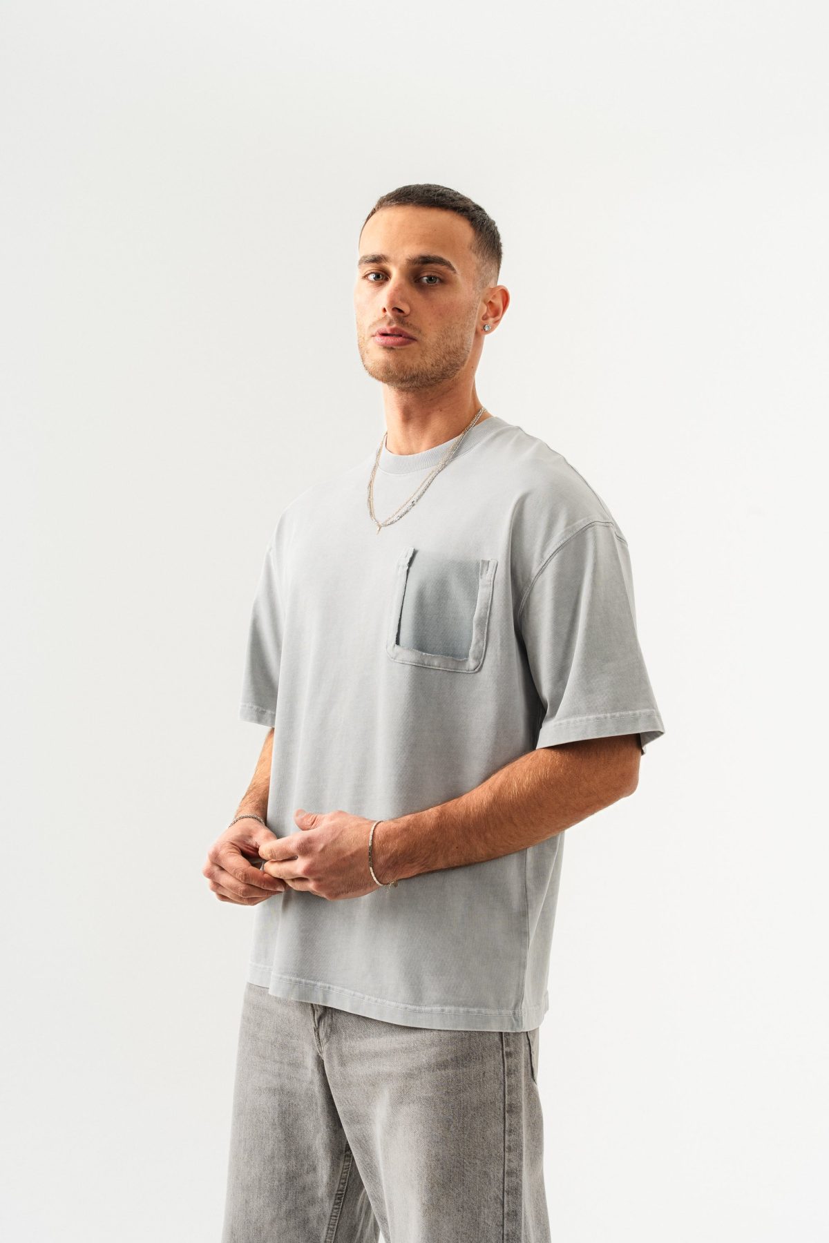 BORZ UNISEX CEPLİ-YIKAMALI OVERSİZE TİŞÖRT —  (5)