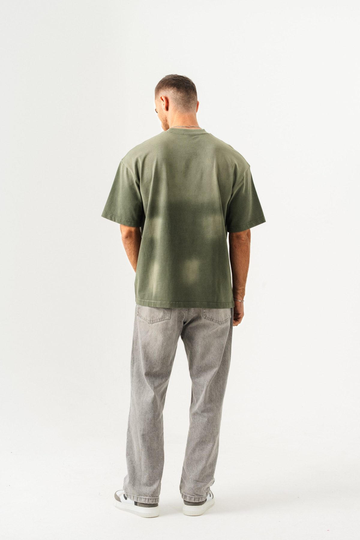 BORZ UNISEX GEÇİŞLİ - YIKAMALI OVERSIZE TİŞÖRT — Haki (7)
