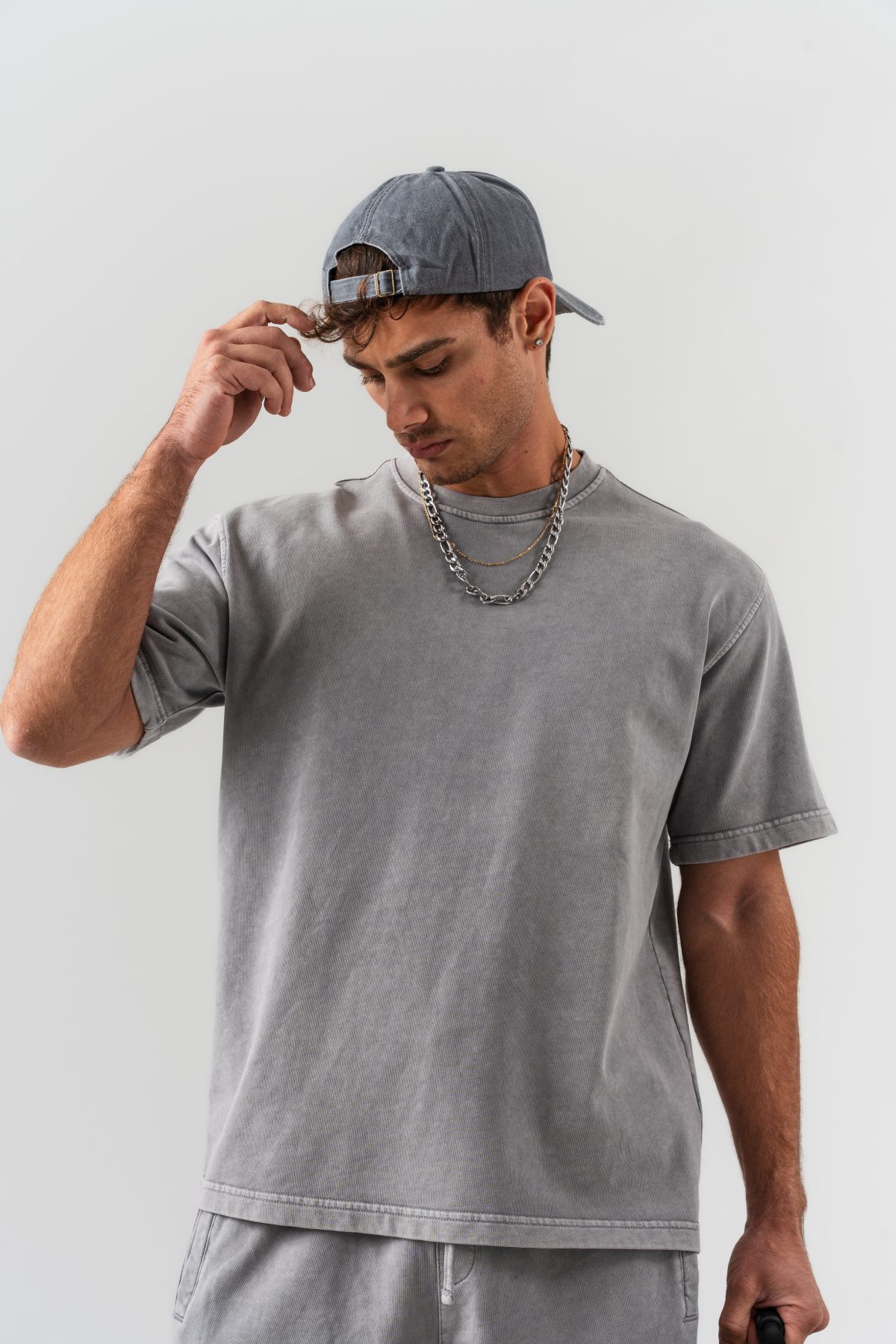 BORZ Yıkamalı Oversize T-shirt ve Şort Takımı - Gri — Gri (4)