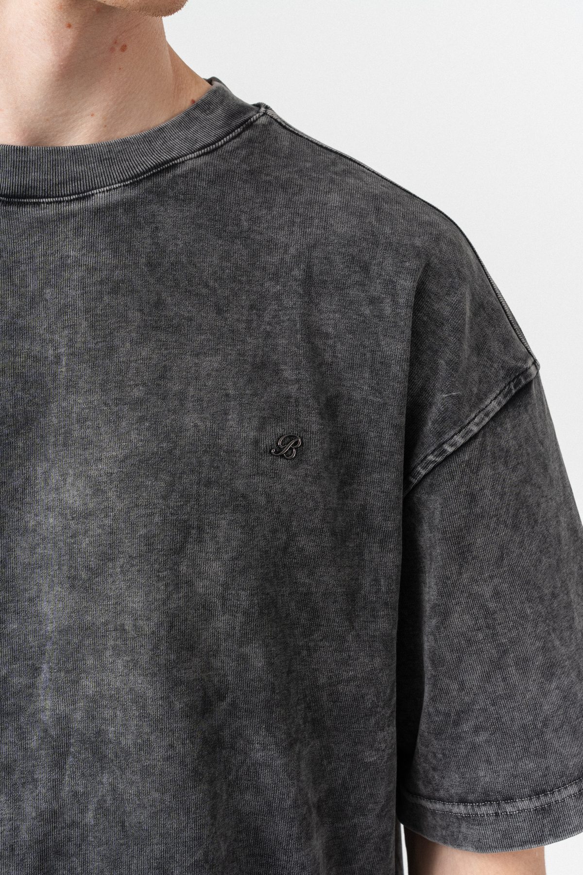 Erkek Efektli Oversize Kalıp T-shirt ve Pantolon Takımı —  (4)