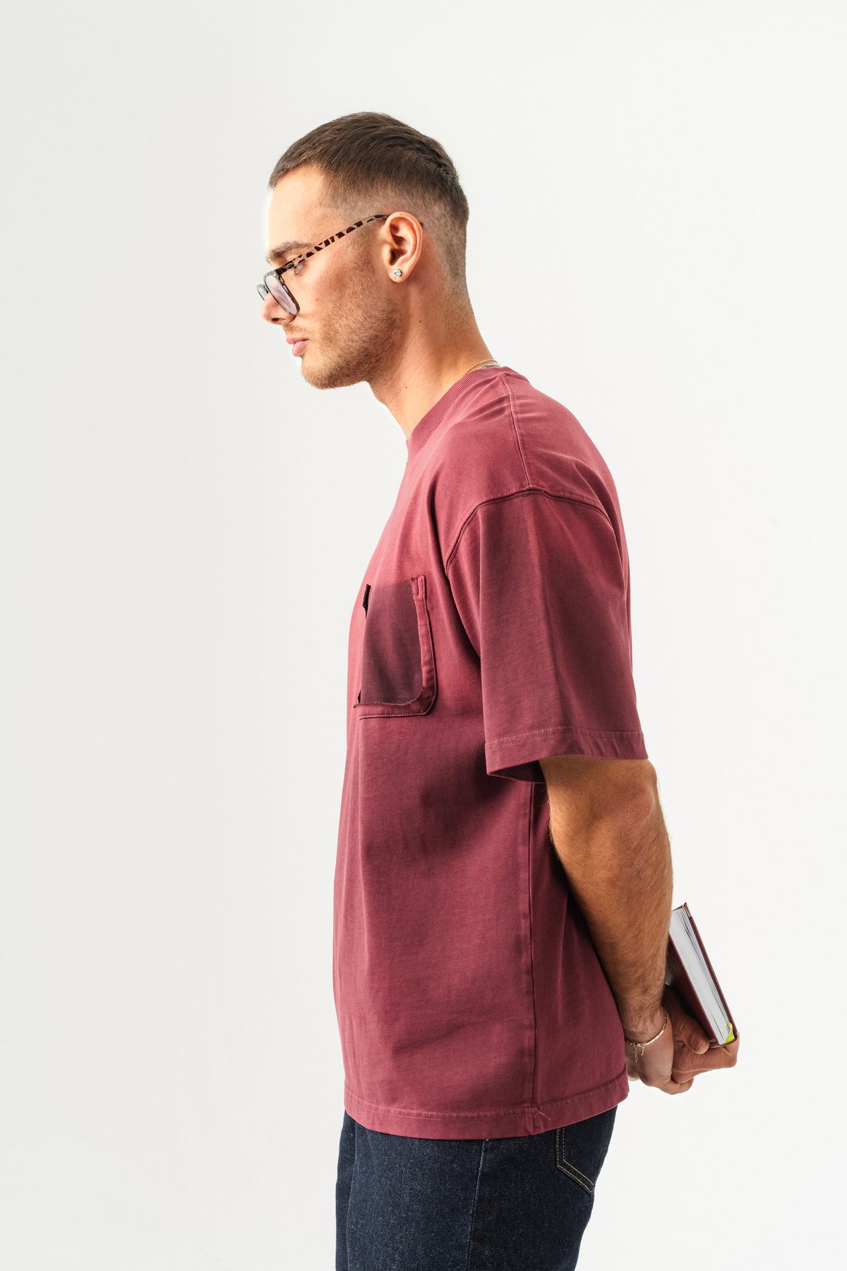 UNISEX CEPLİ-YIKAMALI OVERSİZE TİŞÖRT —  (3)