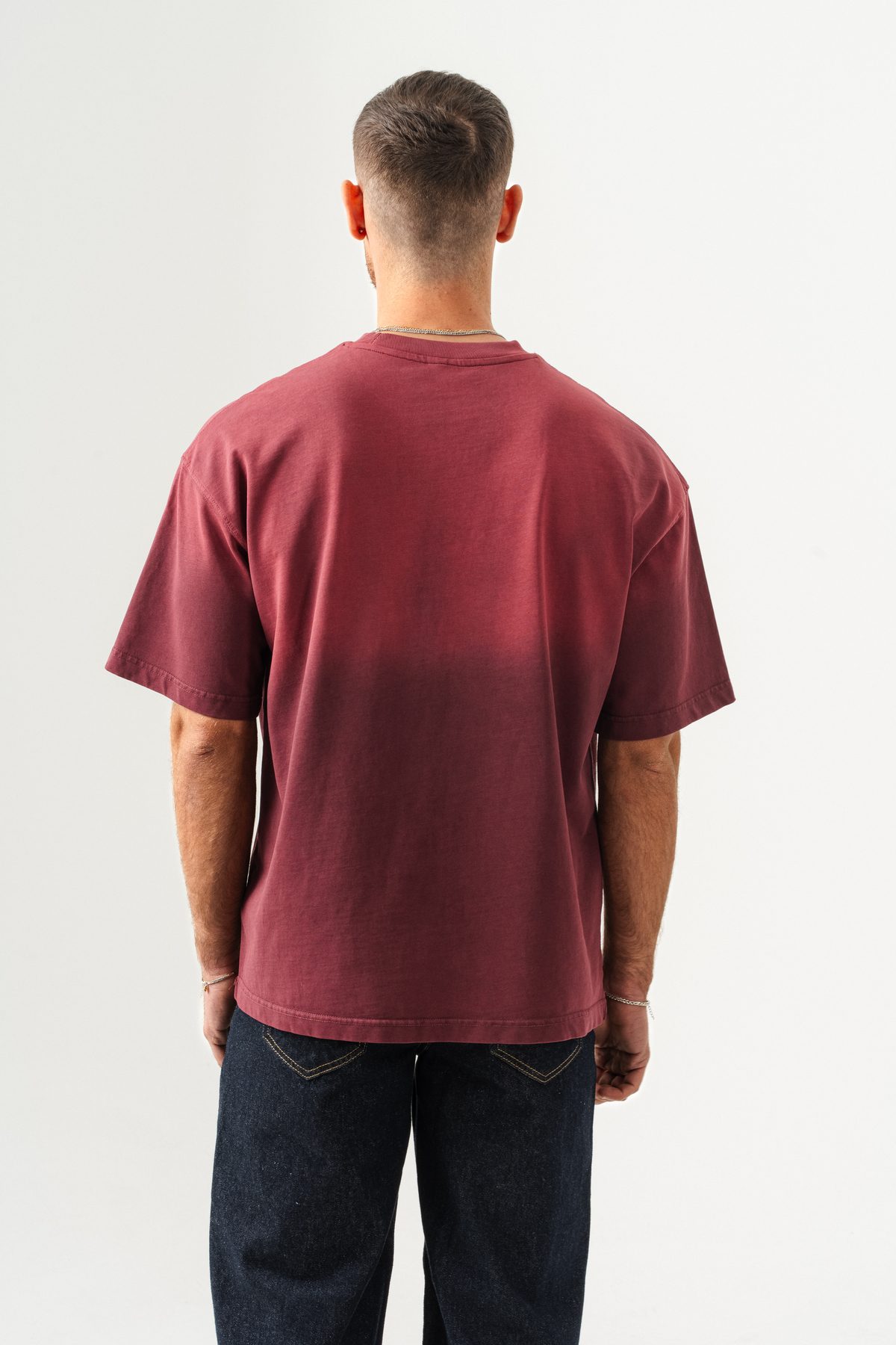 UNISEX CEPLİ-YIKAMALI OVERSİZE TİŞÖRT —  (5)