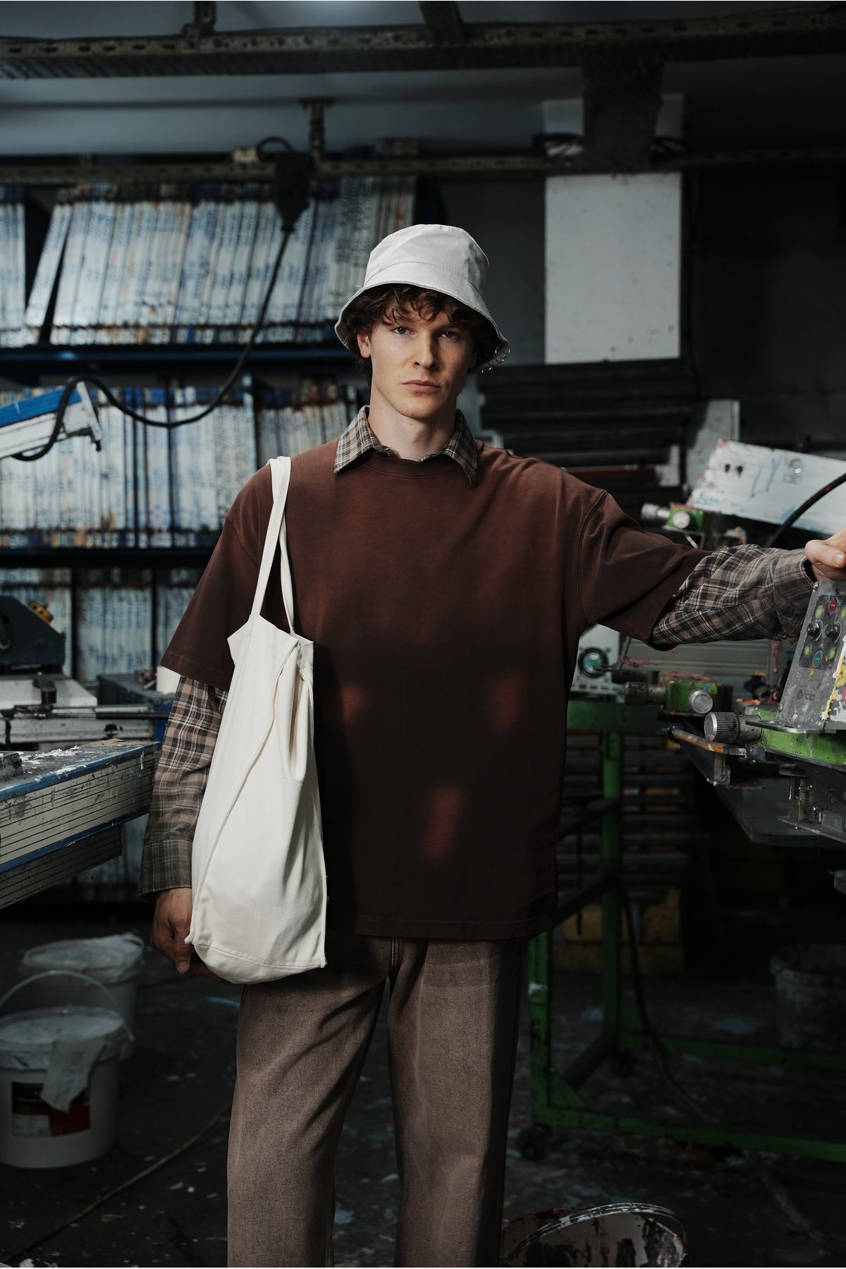 UNISEX GEÇİŞLİ - YIKAMALI OVERSIZE TİŞÖRT —  (1)