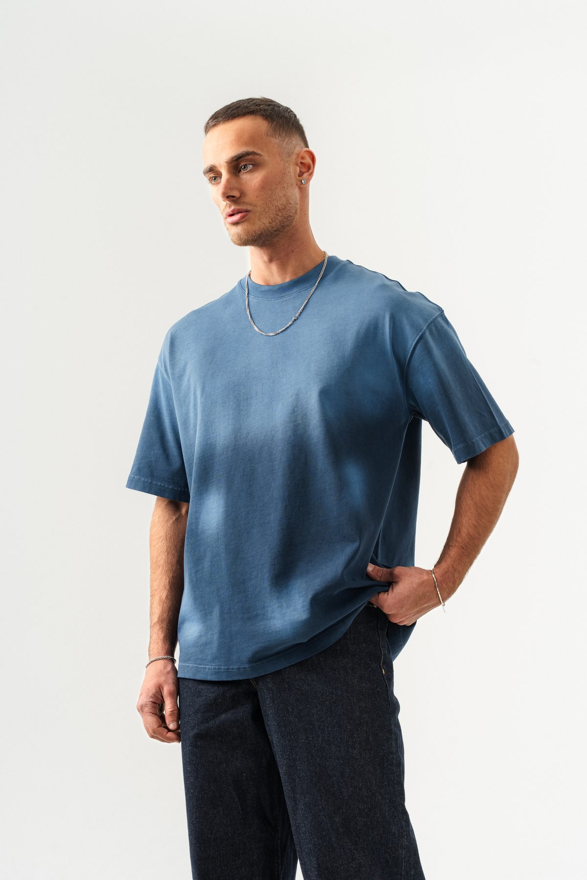 UNISEX GEÇİŞLİ - YIKAMALI OVERSIZE TİŞÖRT —  (3)