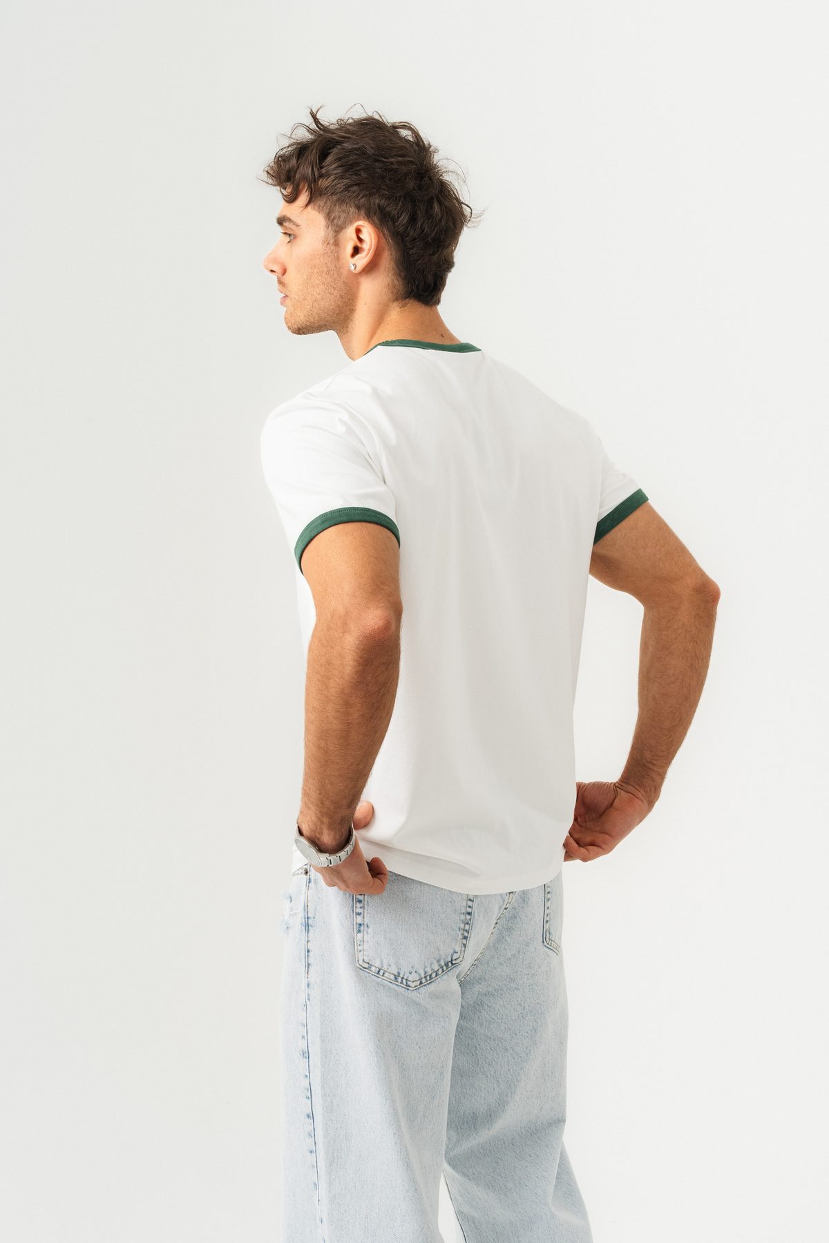 UNISEX YAKA KOL YIKAMA DETAYLI REGULAR FIT BASIC TİŞÖRT —  (5)