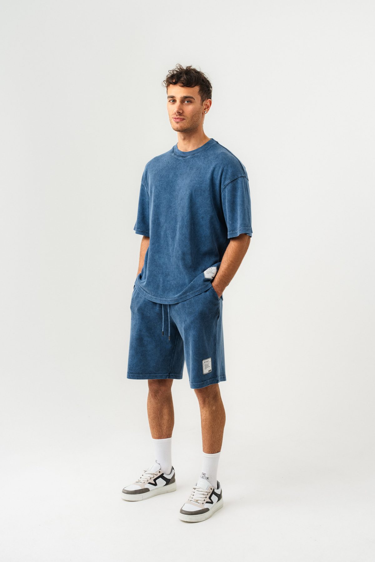 Erkek Soluk Efektli Oversize Kalıp T-shirt ve Şort Takımı —  (4)