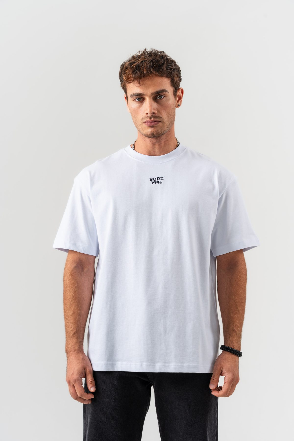 Unisex Beyaz Borz 1996 Nakış Detaylı Sırt Baskılı Oversize Kalıp Bisiklet Yaka T-shirt —  (3)