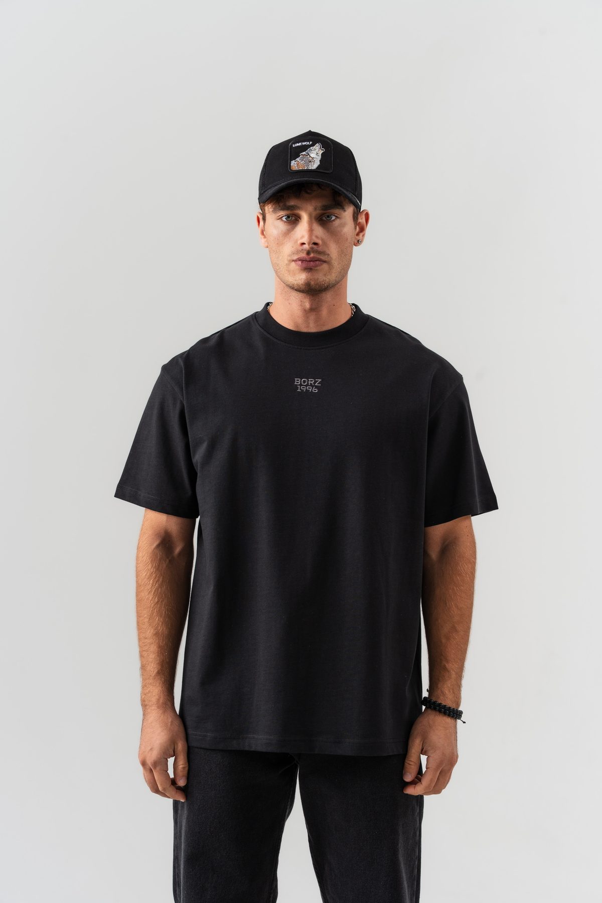 Unisex Siyah Borz 1996 Nakış Detaylı Sırt Baskılı Oversize Kalıp Bisiklet Yaka T-shirt —  (3)