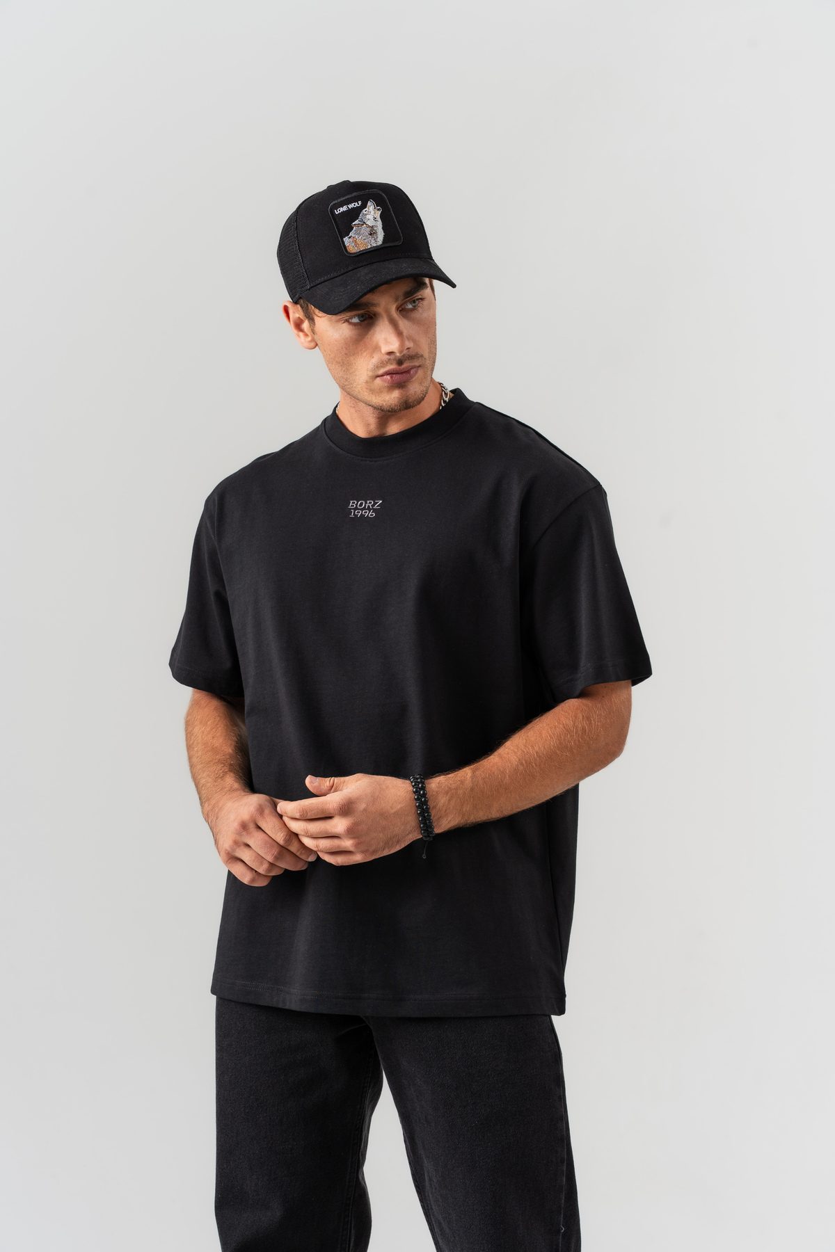 Unisex Siyah Borz 1996 Nakış Detaylı Sırt Baskılı Oversize Kalıp Bisiklet Yaka T-shirt —  (4)