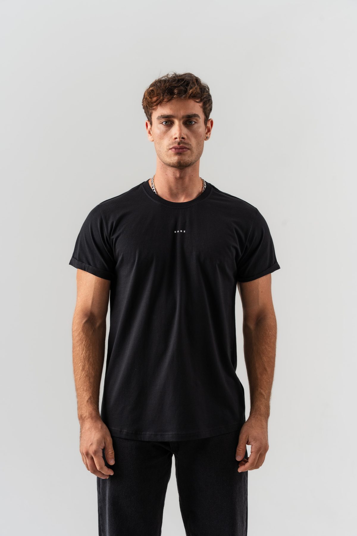 Erkek Siyah Minimal Borz Yazı Detaylı Pamuklu Kumaş Regular Kalıp Basic Bisiklet Yaka T-shirt —  (2)