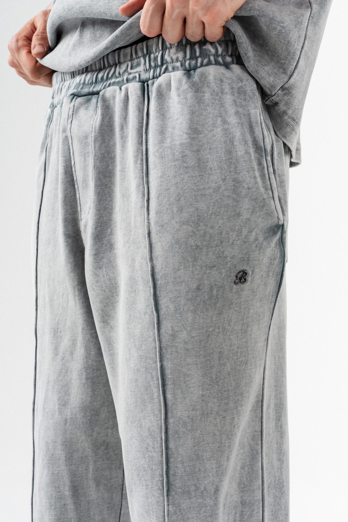 Erkek Efektli Oversize Kalıp T-shirt ve Pantolon Takımı — Gri (7)