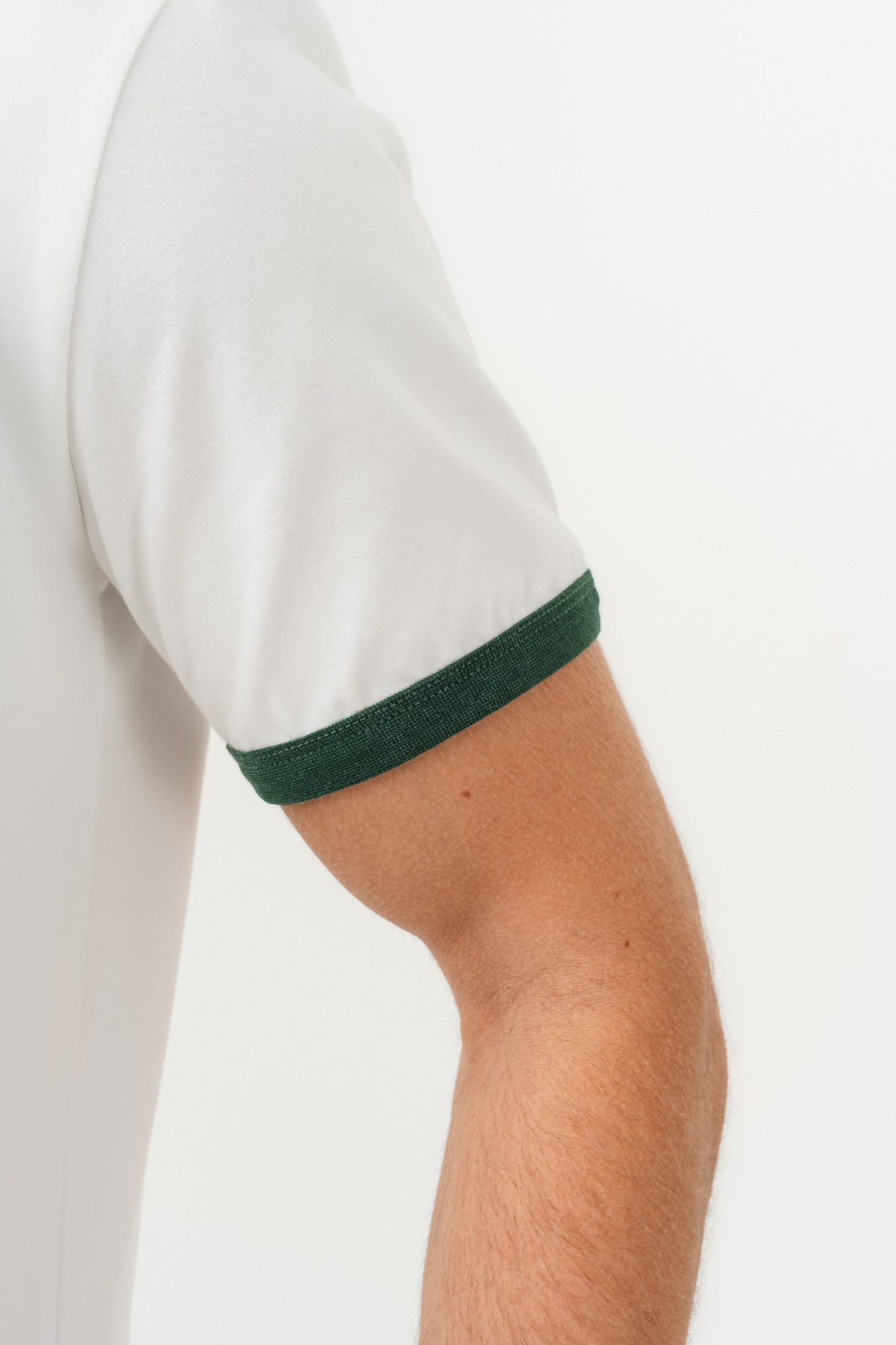 UNISEX YAKA KOL YIKAMA DETAYLI REGULAR FIT BASIC TİŞÖRT — Beyaz (3)